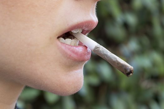 Een tip geeft structuur aan je joint. Een tip geeft structuur aan je joint.